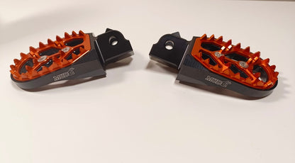Surron Ultra Bee Upgraded/SMX Foot Pegs