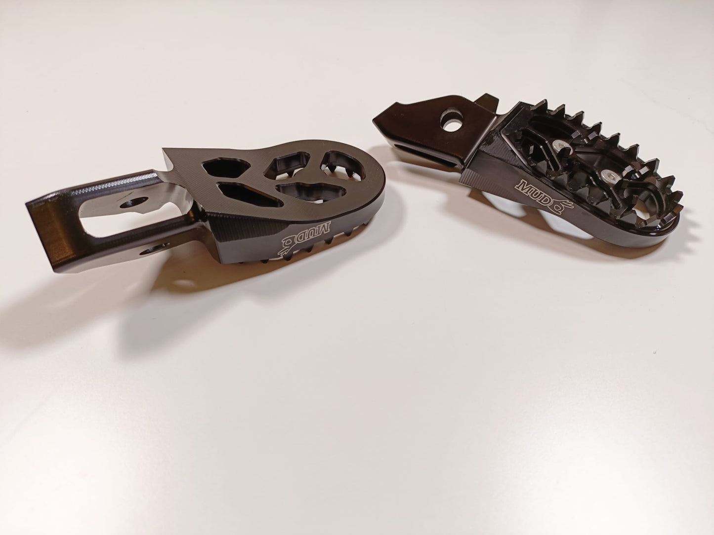 Surron Ultra Bee Upgraded/SMX Foot Pegs