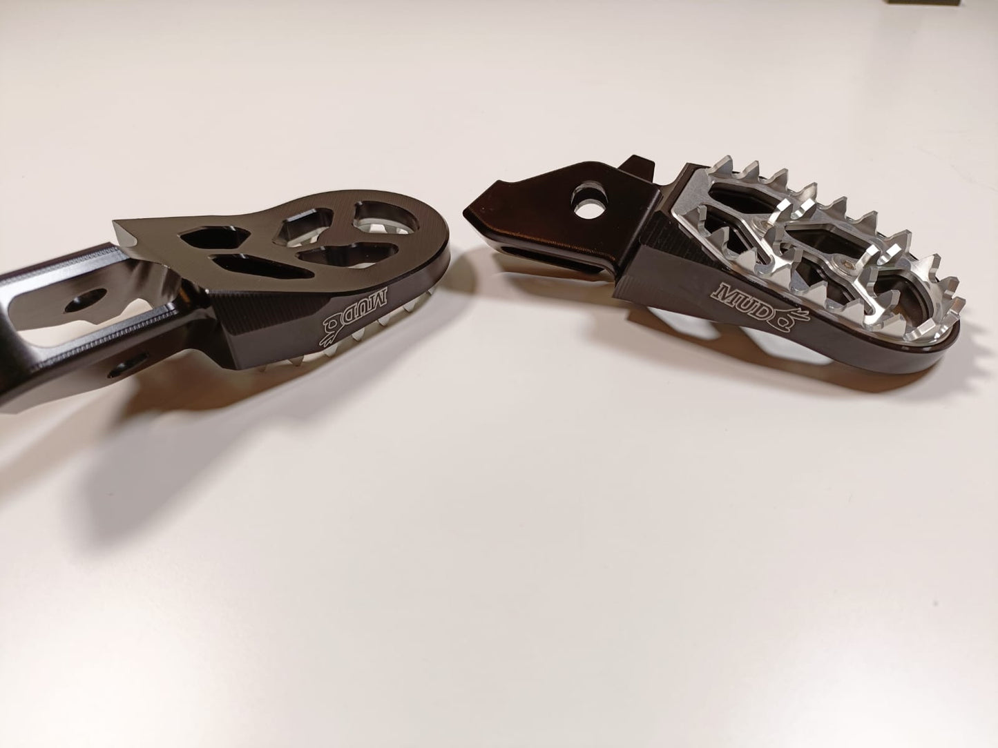 Surron Ultra Bee Upgraded/SMX Foot Pegs